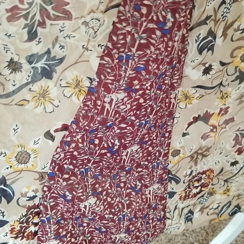 Su Silk | Floral Dress - Picture 6 of 7